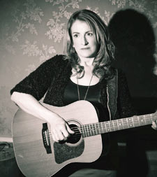 Claire Lynch